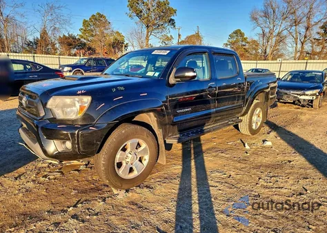 2015 Toyota Tacoma Double Cab z USA, uszkodzony, nr VIN 5TFLU4EN7FX117779